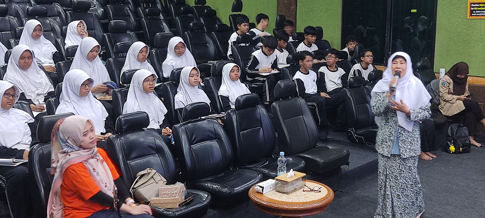 Dinkes Kota Malang Apresiasi PHBS dan Karakter Siswa SMP Unggulan AL-YA’LU